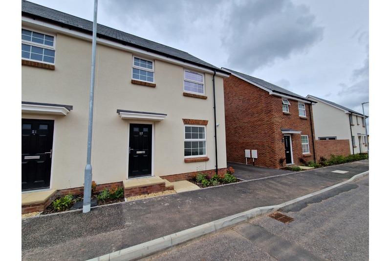 Cricketer Drive, Nether Stowey TA5 3 bed semidetached house to rent