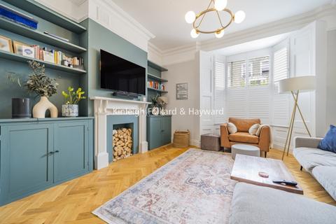 3 bedroom apartment to rent, Jackson Road London N7