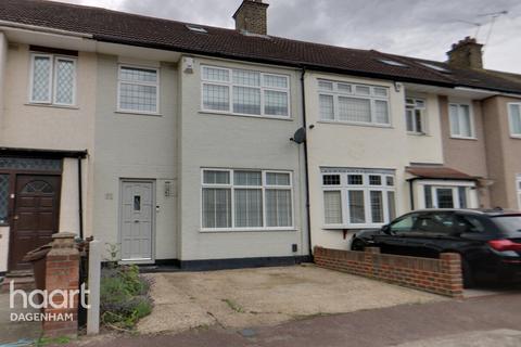 4 bedroom terraced house for sale, Gay Gardens, Dagenham