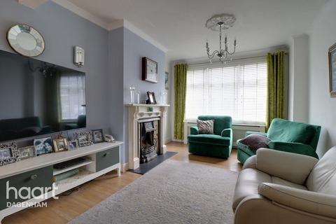 4 bedroom terraced house for sale, Gay Gardens, Dagenham