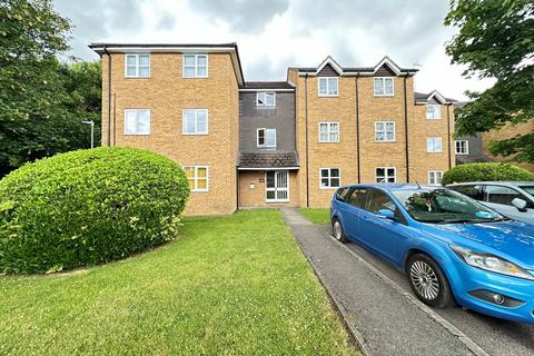 1 bedroom flat to rent, Tennyson Avenue, Houghton Regis, Dunstable, Bedfordshire, LU5 5UG