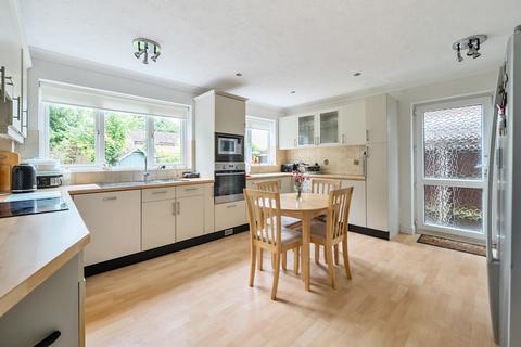 4 bedroom detached house for sale, Stoke Park Road, Bishopstoke, Eastleigh, Hampshire, SO50