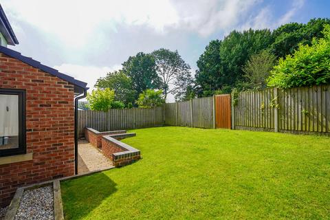 5 bedroom detached house for sale, Wyvern Gardens, Sheffield S17