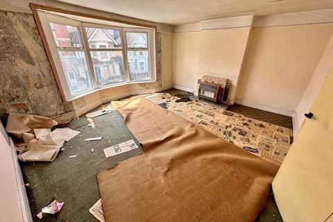 166 - 168 Ashley Road, Poole, BH14 9BY