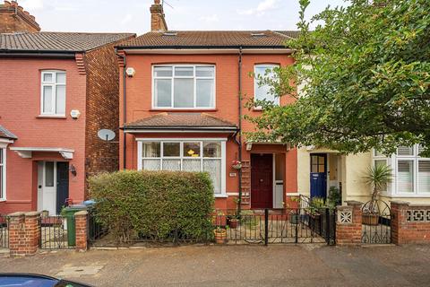 3 bedroom end of terrace house for sale, Bramshot Avenue, London