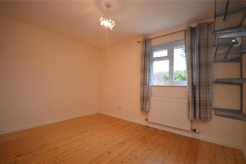 undefined, Lapwing Close, Covingham, SN3