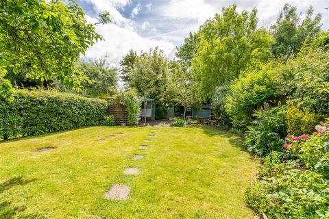 3 bedroom end of terrace house for sale, Silver Street, Kington Langley