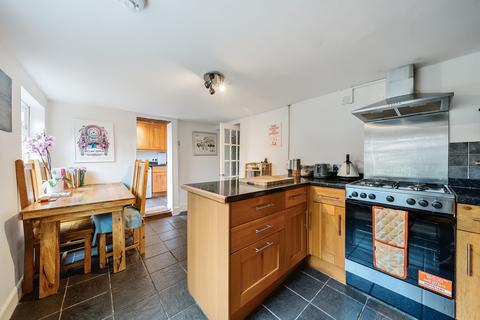 2 bedroom terraced house for sale, Kingston Road