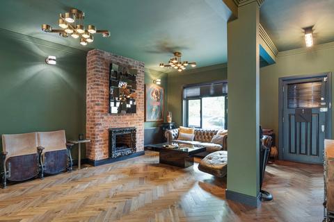 43 Brunner Road, London, W5 1BA