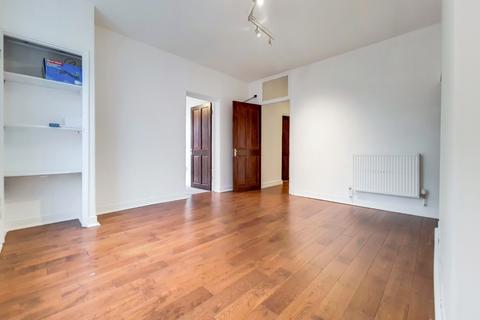 4 bedroom apartment to rent, Frankham House, Frankham Street, Deptford, London, SE8