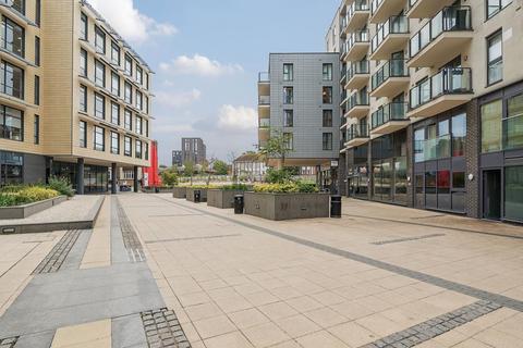 2 bedroom flat for sale, Woking,  Surrey,  GU22