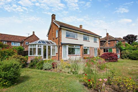 33 Tyrells Close, Chelmsford, CM2 6BT