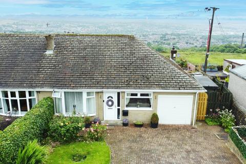 2 bedroom bungalow for sale, Highgate Grove, Clayton Heights, Bradford, West Yorkshire, BD13