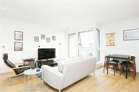 2 bedroom apartment for sale, Elmington Road, London