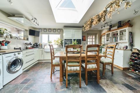 3 bedroom semi-detached house for sale, Essex Cottages, Reading RG7