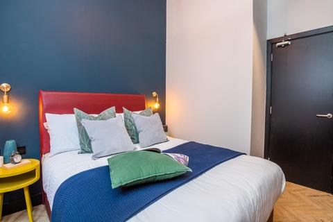 undefined, Apt 301, Waterloo Street, 2 Waterloo Street M1