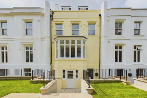 2 bedroom apartment to rent, 49 Homefield Road, Richmond Grove, Exeter