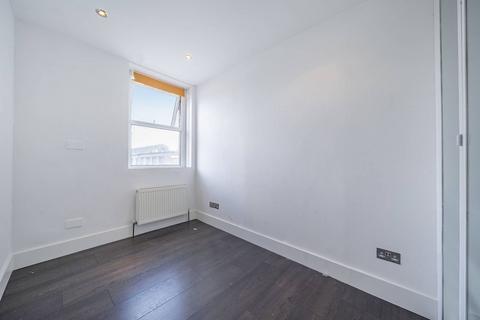 2 bedroom flat to rent, Colworth Grove, Elephant and Castle, London, SE17