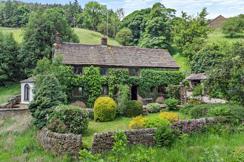 4 bedroom detached house for sale, Saltersford, Rainow, Macclesfield, Cheshire, SK10