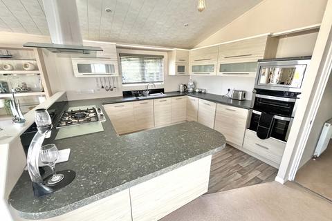 2 bedroom holiday park home for sale, Watchet TA23