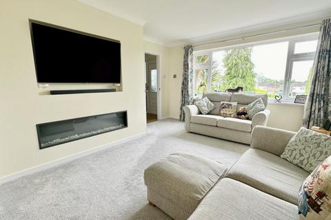 3 bedroom detached house for sale, Denholm Close, Ringwood, BH24 1TF