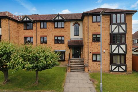 2 bedroom flat for sale, Lakeside Chase, Rawdon, Leeds, West Yorkshire, LS19