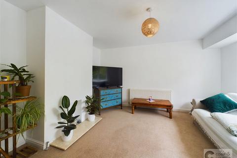 3 bedroom semi-detached house for sale, Cockhaven Close, Bishopsteignton