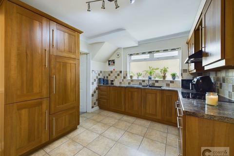 3 bedroom semi-detached house for sale, Cockhaven Close, Bishopsteignton