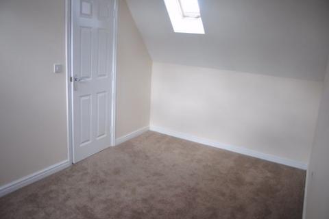 3 bedroom townhouse for sale, Wheatfield Road, Westerhope, Newcastle upon Tyne, NE5