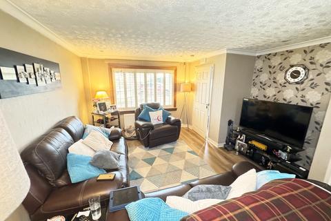 2 bedroom terraced house for sale, Tannahill Drive, East Kilbride G74