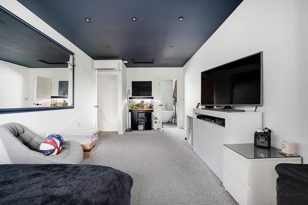 Bedroom 5