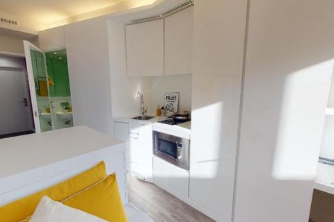 Studio to rent, Silver Studio Premium at East Court, I Q East Court, 450, Mile End Road E1