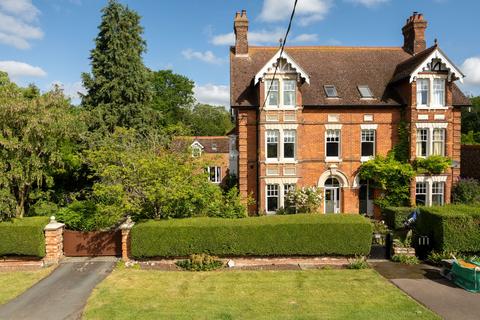 5 bedroom semi-detached house for sale, Odell Road, Bedford MK44