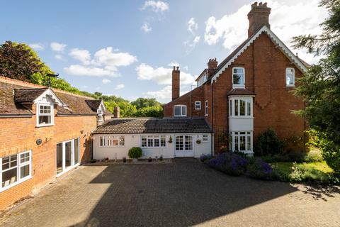 5 bedroom semi-detached house for sale, Odell Road, Bedford MK44