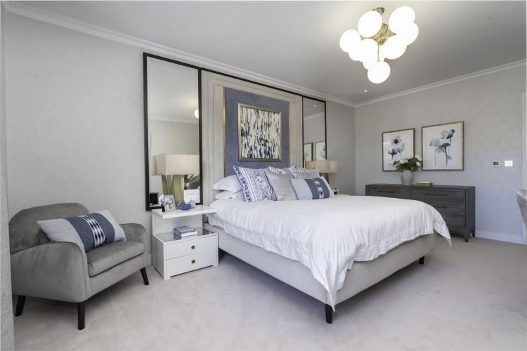 21 5 Bedroom TW10...