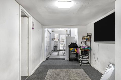 1 bedroom apartment for sale, Dalston Lane, London, E8