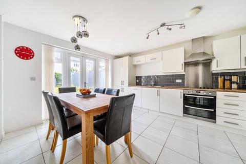 4 Alma Villa Rise, Cranbrook, Exeter, EX5 7AA