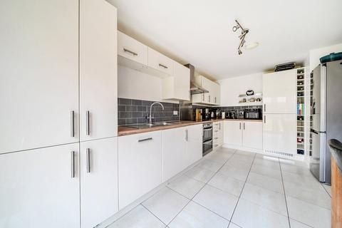 4 Alma Villa Rise, Cranbrook, Exeter, EX5 7AA