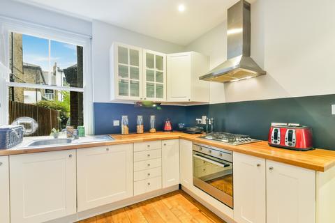 1 bedroom flat for sale, Vera Road, Munster Village, Fulham, London