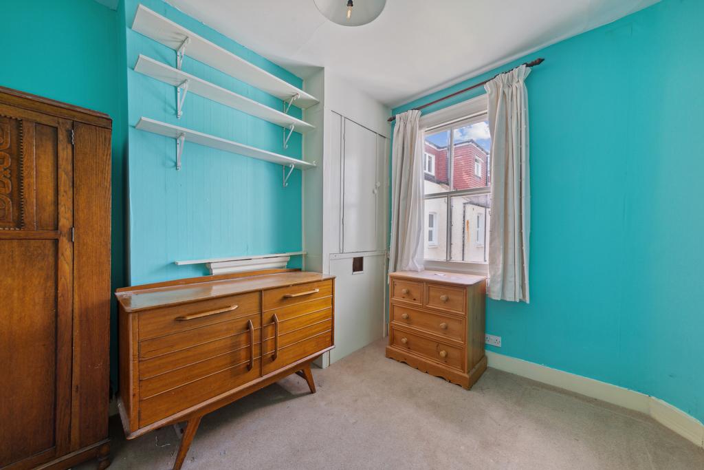 17 Treen Avenue, Barnes, SW13 0 JR (4)