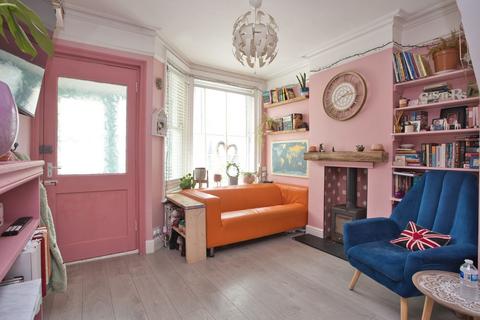 19 Castle Road, Sandgate, Folkestone, CT20 3AG