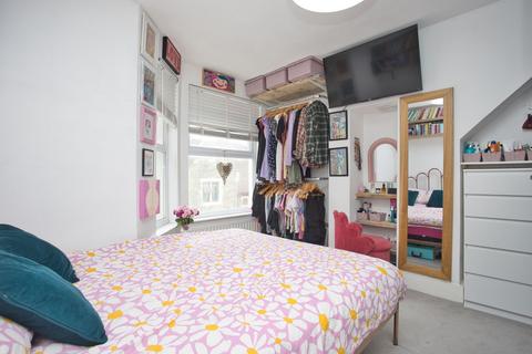 19 Castle Road, Sandgate, Folkestone, CT20 3AG