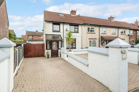 3 bedroom end of terrace house for sale, Roker Lane, Pudsey, West Yorkshire, LS28