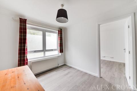 2 bedroom flat to rent, Lofting Road, Angel