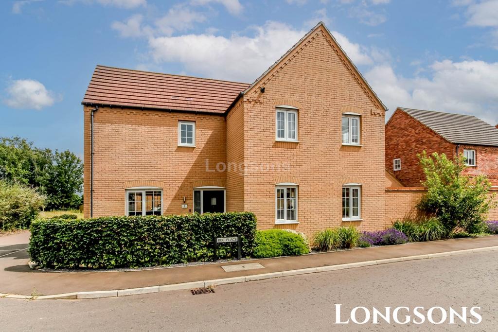 Rix Place, Swaffham 4 bed detached house to rent £1,500 pcm (£346 pw)