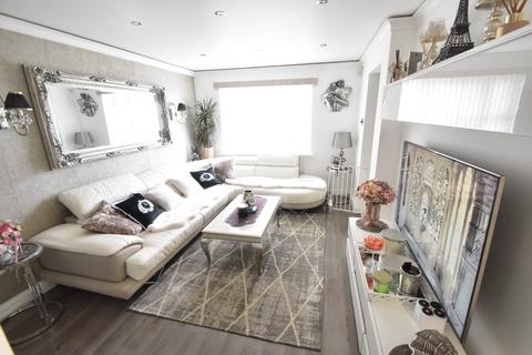 42 Lambourn Drive, Luton, LU2 7GQ