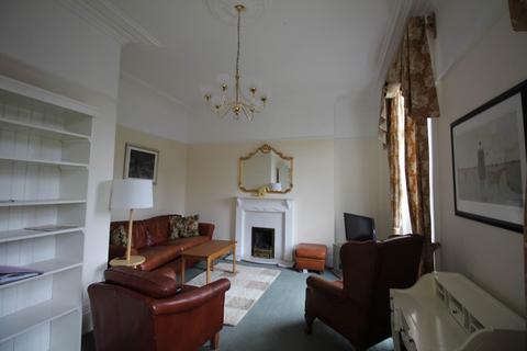 2 bedroom flat to rent, Royal Crescent, Weston Super Mare