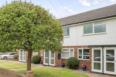 2 bedroom apartment for sale, Betenson Avenue, Kent TN13