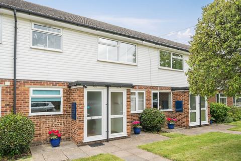 2 bedroom apartment for sale, Betenson Avenue, Kent TN13