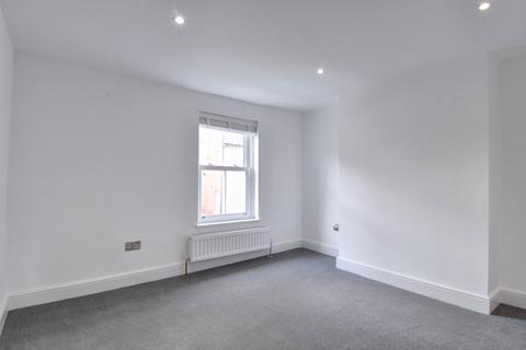 2 bedroom terraced house to rent, Greys Road, Henley On Thames